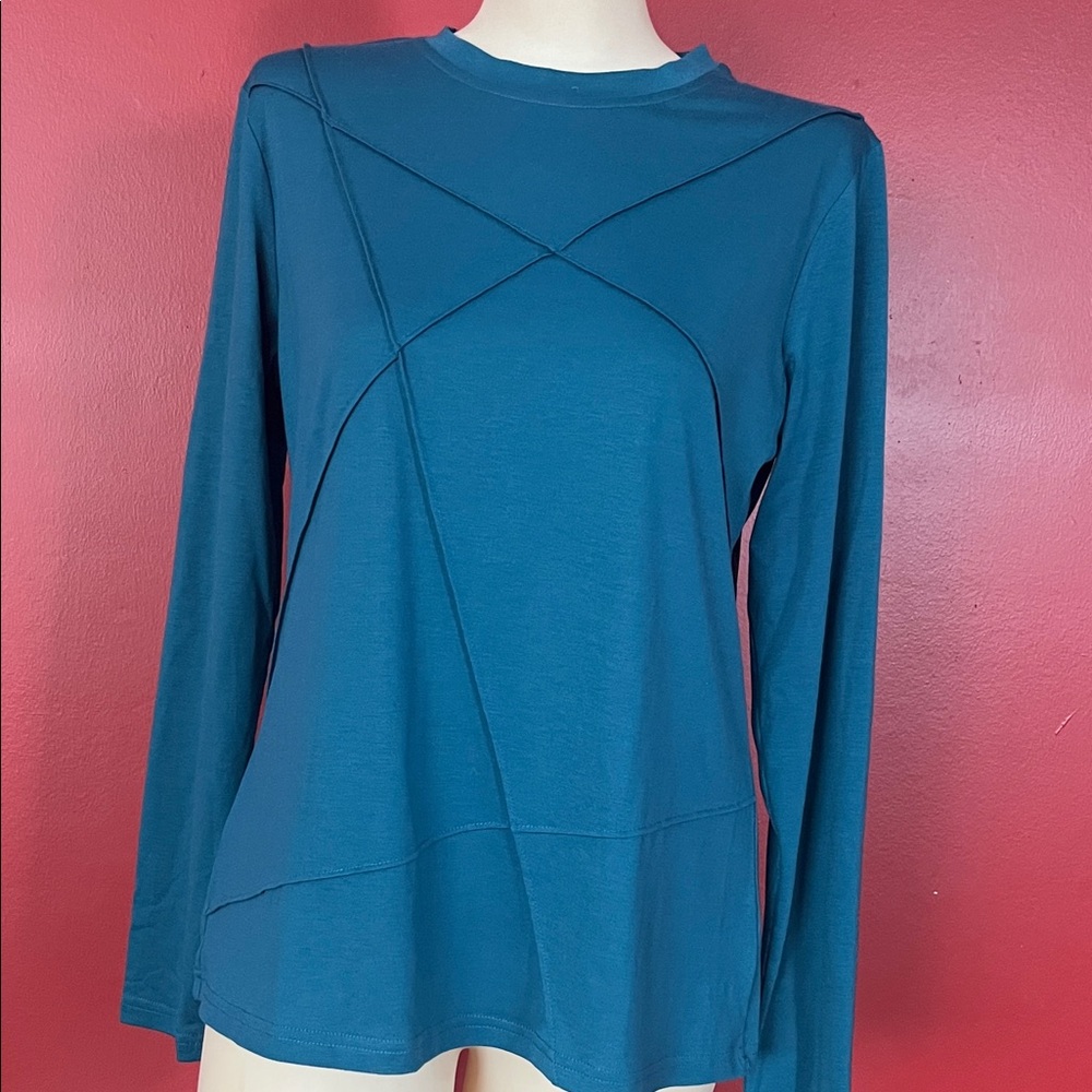 Amazon Women's Blue Long Sleeve Top